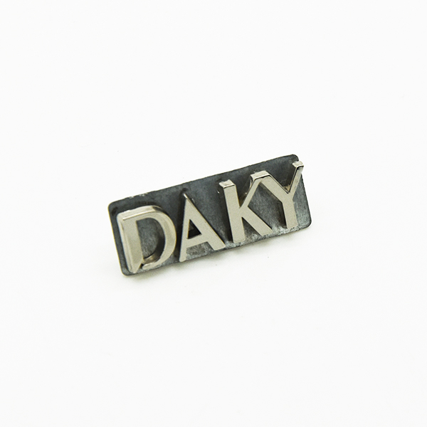 A2478 Metal Logo Letter For Wallets, Custom DAKY logo letter